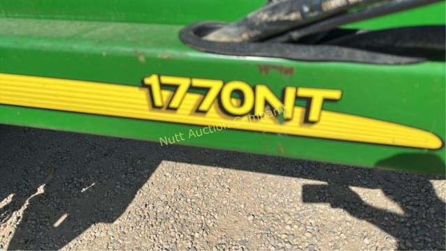 Image of John Deere 1770 equipment image 1