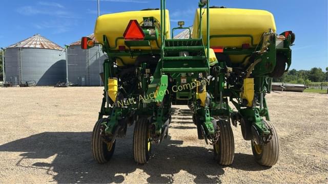 Image of John Deere 1770 equipment image 4