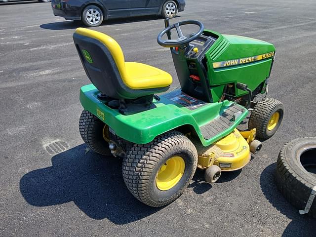 Image of John Deere LX178 equipment image 3