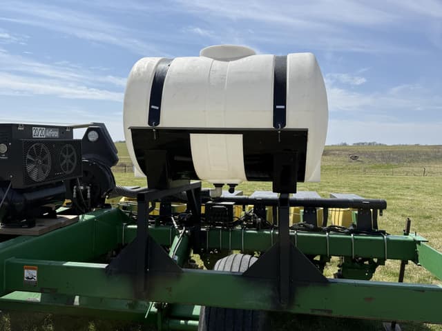 Image of John Deere 1780 equipment image 3