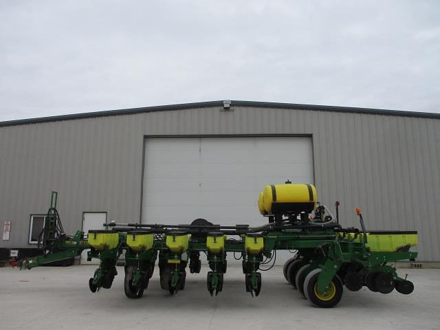 Image of John Deere 1780 equipment image 2