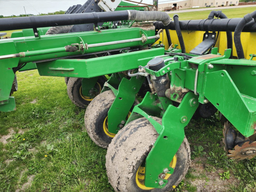 Image of John Deere 1780 Primary image