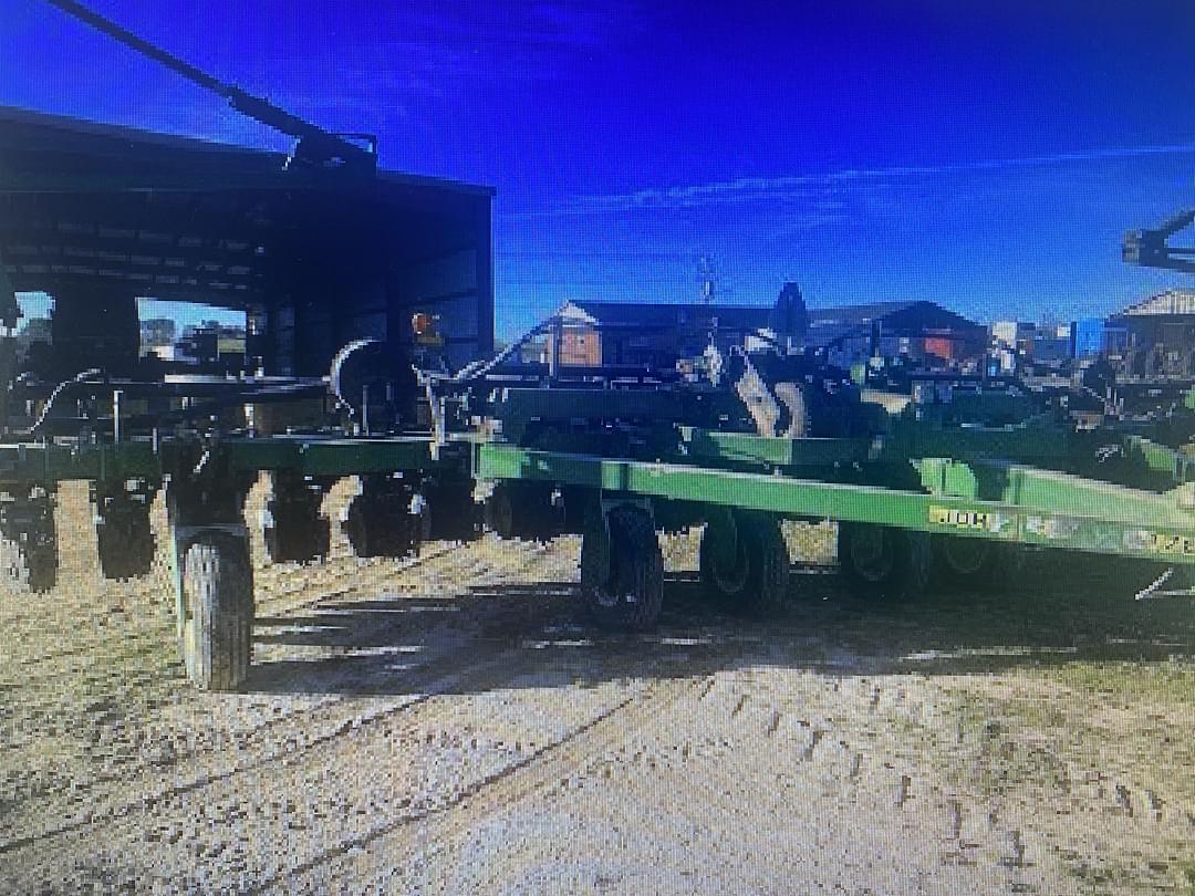 Image of John Deere 1780 Primary image