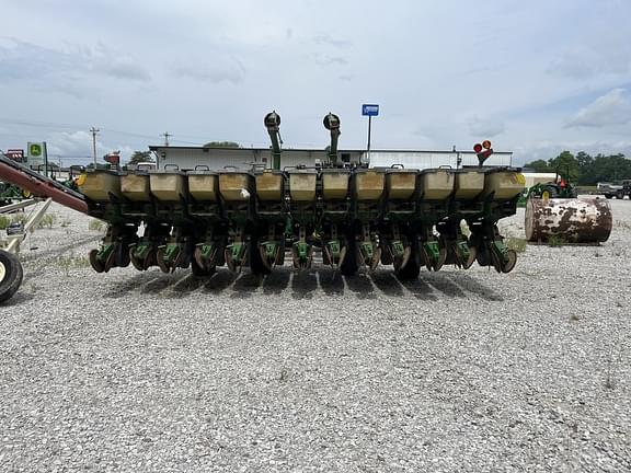 John Deere 1780 Equipment Image0
