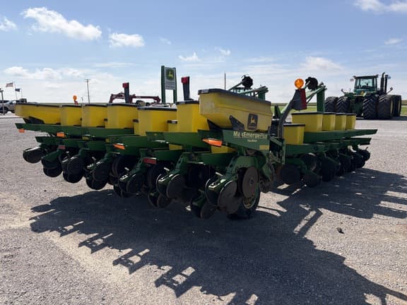 Image of John Deere 1780 equipment image 4