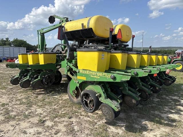 Image of John Deere 1780 equipment image 2