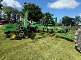 Image of John Deere 1780 equipment image 2