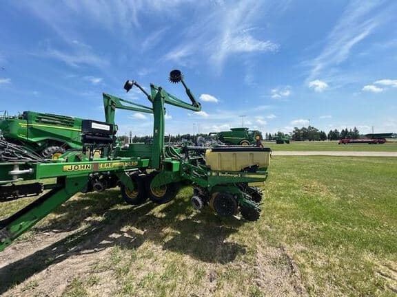 Image of John Deere 1780 Primary image