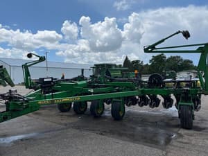 John Deere 1780 Image