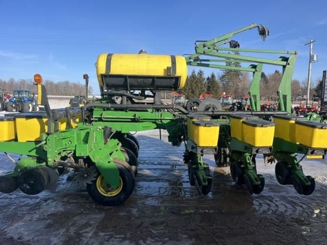 Image of John Deere 1780 equipment image 4