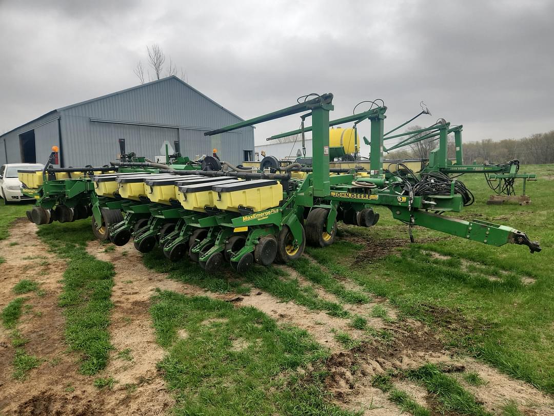 Image of John Deere 1780 Primary image