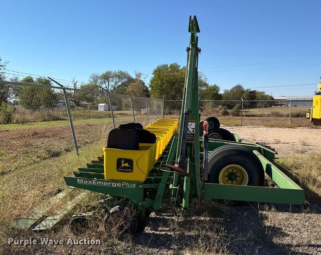 Image of John Deere 1780 equipment image 3