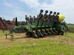 John Deere 1790 Image