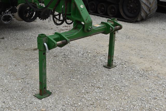 Image of John Deere 1790 equipment image 3