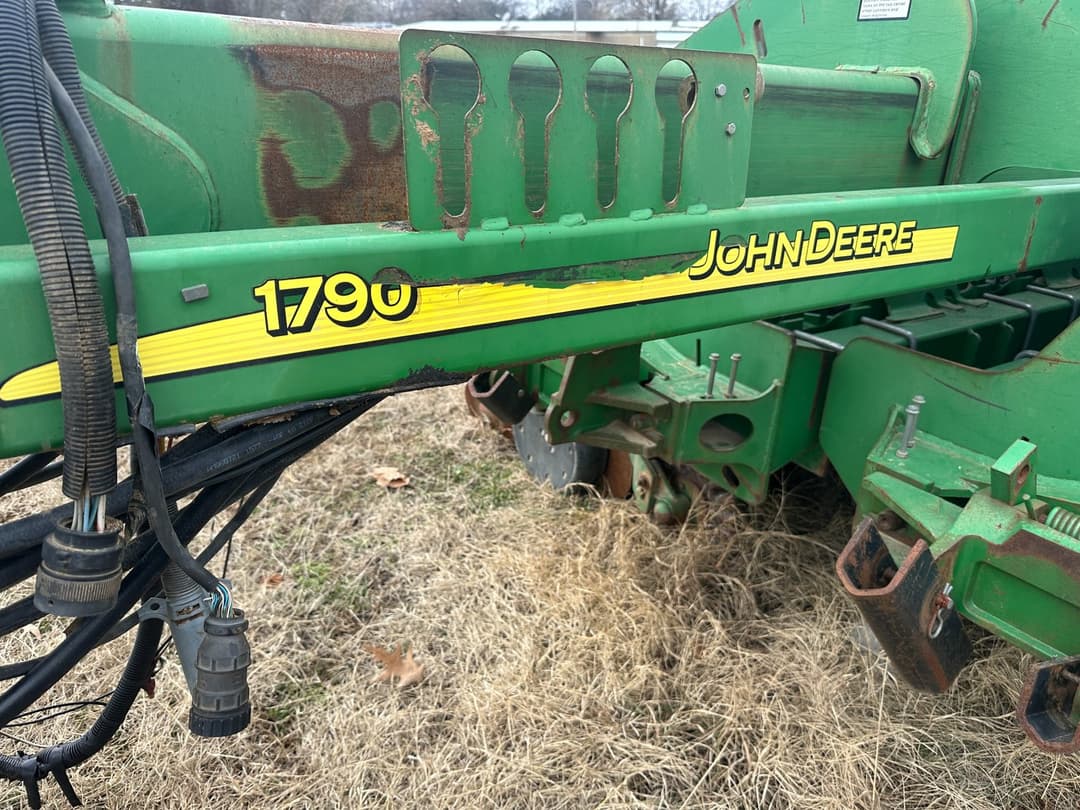Image of John Deere 1790 Image 1