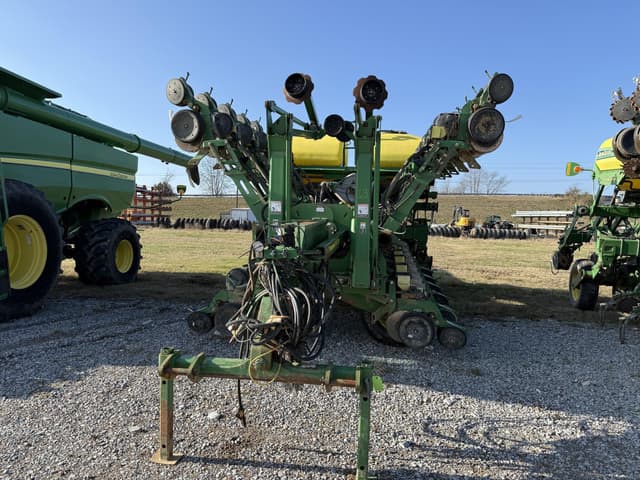 Image of John Deere 1790 equipment image 1