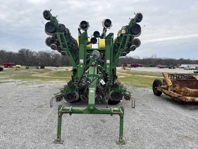 Image of John Deere 1790 equipment image 1