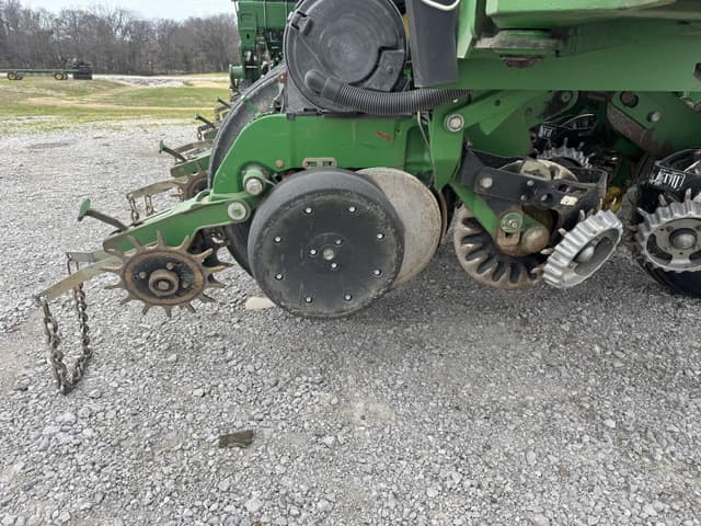 Image of John Deere 1790 equipment image 4