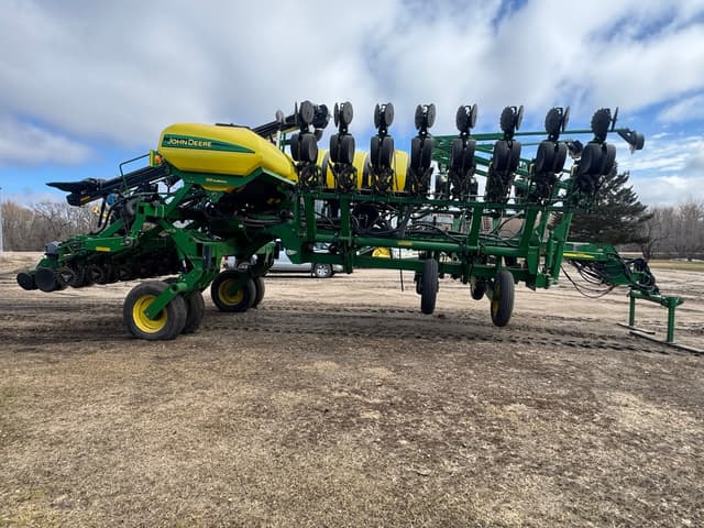 Image of John Deere 1790 equipment image 4