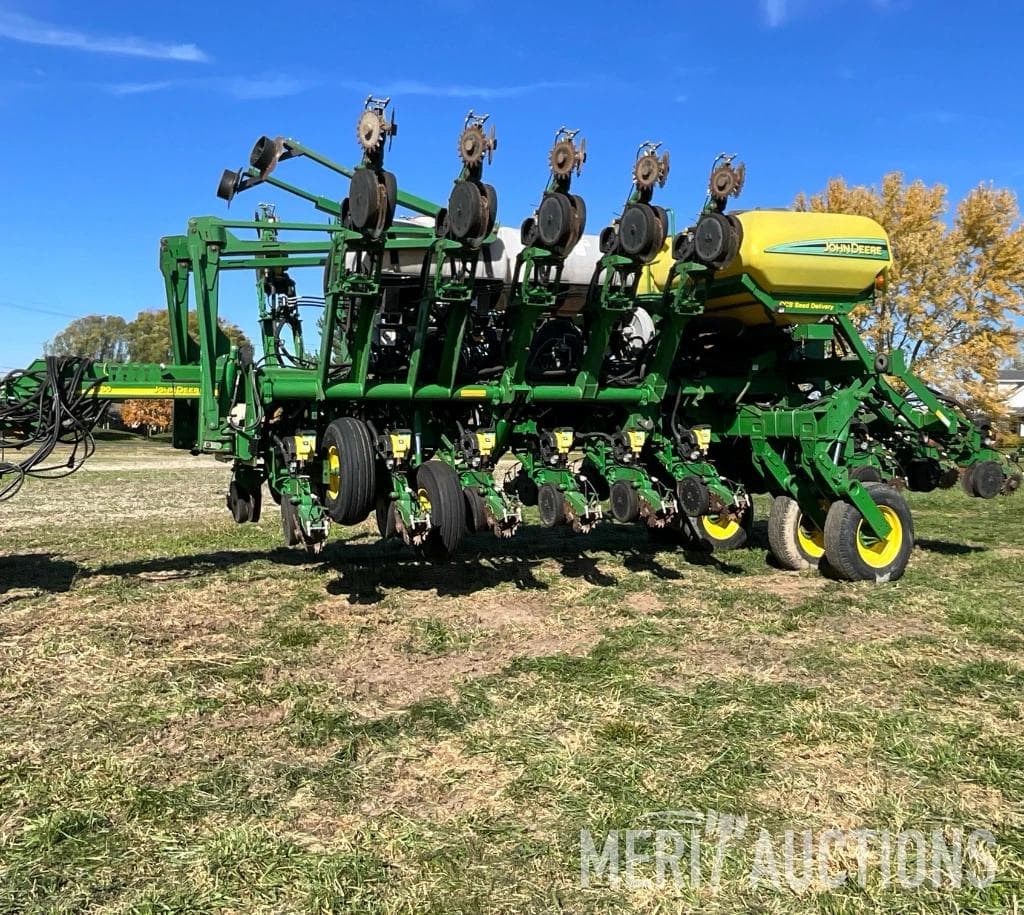 Image of John Deere 1790 Primary image