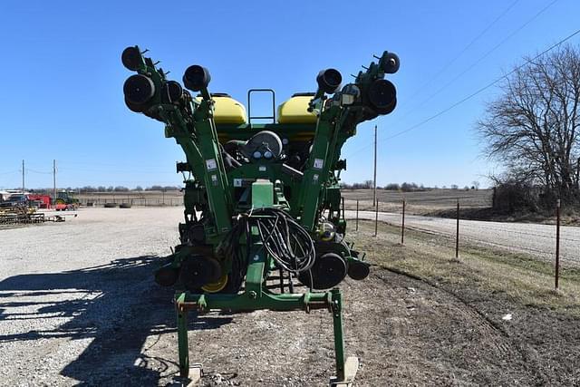 Image of John Deere 1790 equipment image 1