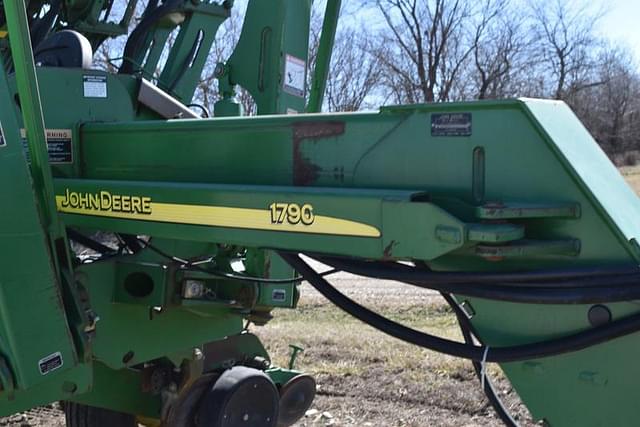 Image of John Deere 1790 equipment image 4