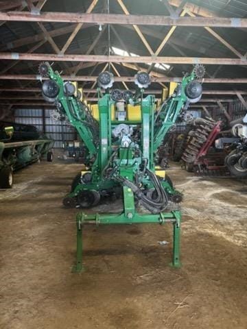 John Deere 1795 Equipment Image0