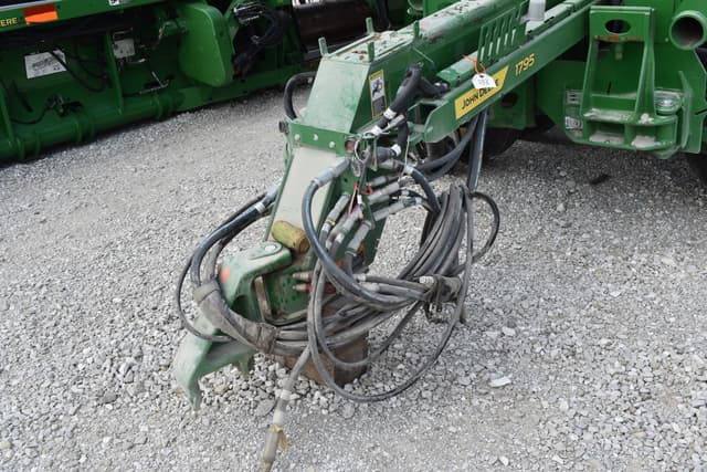 Image of John Deere 1795 equipment image 3
