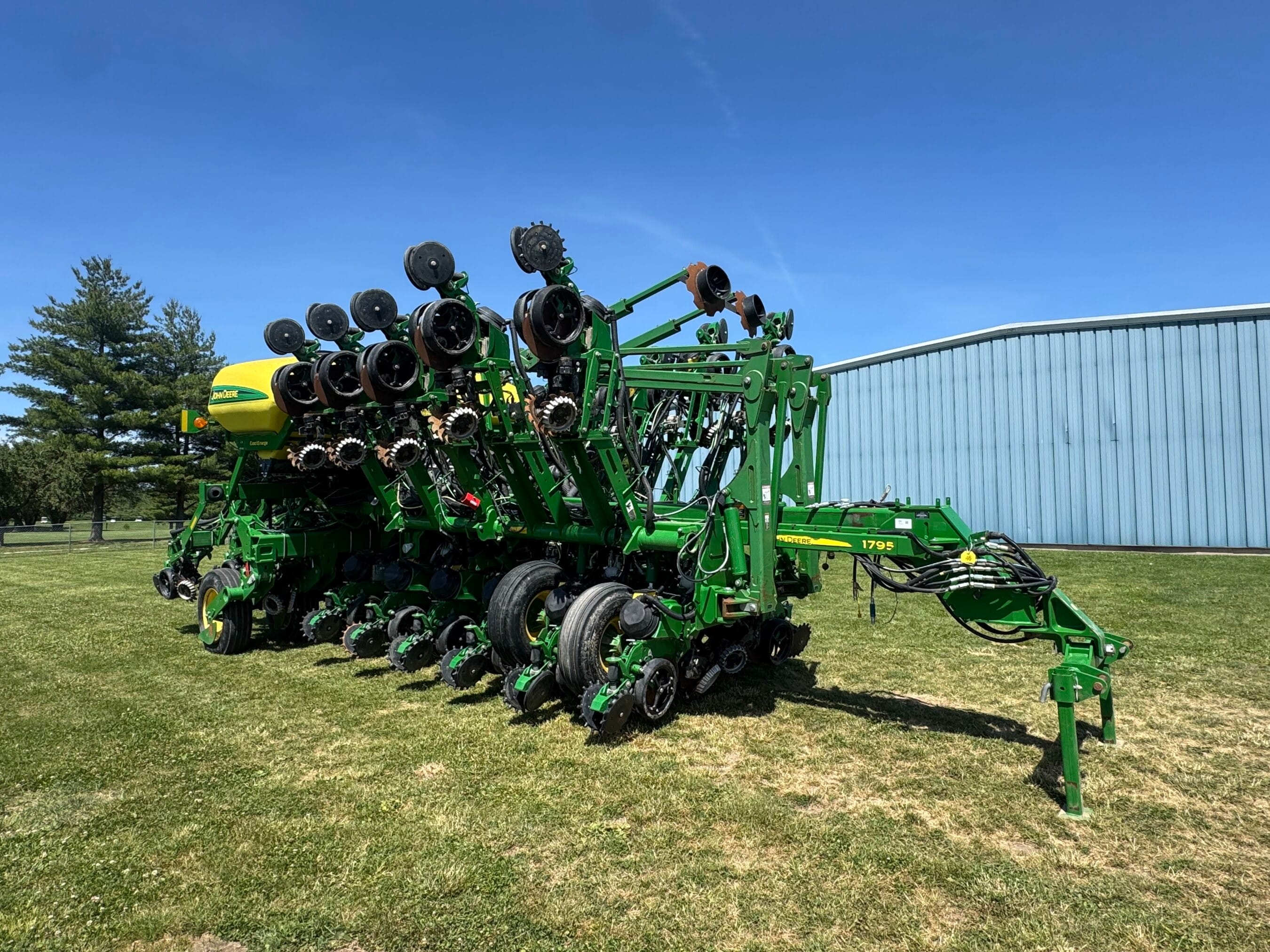 2019 John Deere 1795 Equipment Image0
