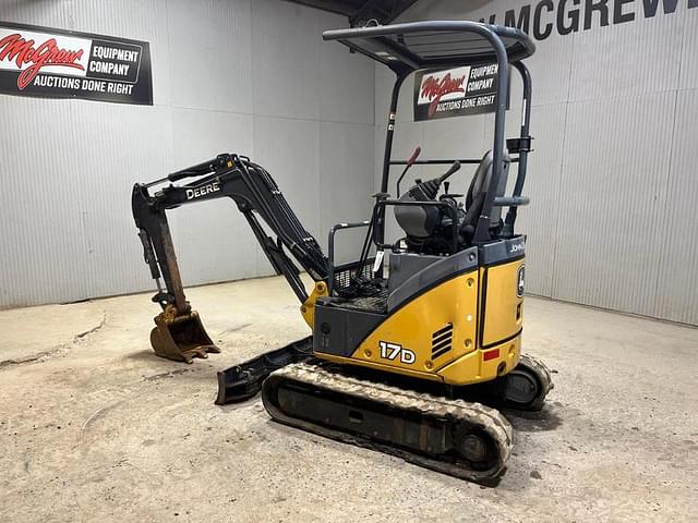 Image of John Deere 17D equipment image 2
