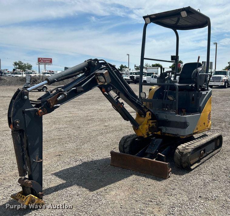 Main image John Deere 17D