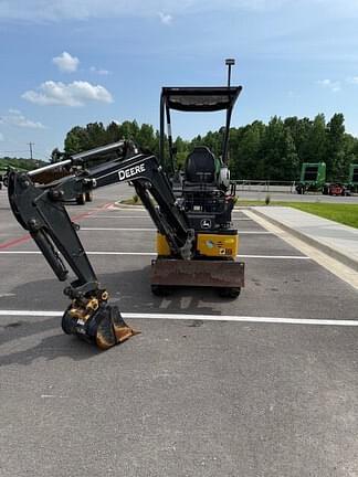 Image of John Deere 17G equipment image 2