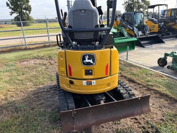 Image of John Deere 17G equipment image 1