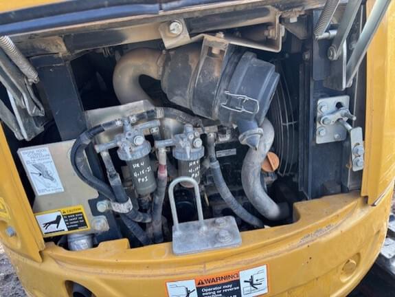 Image of John Deere 17G equipment image 2