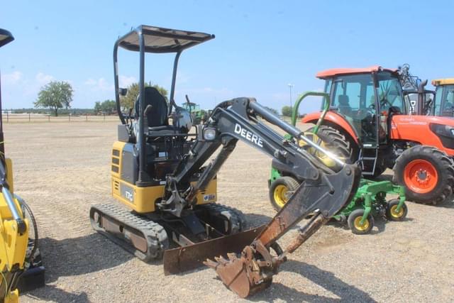 Image of John Deere 17G equipment image 3