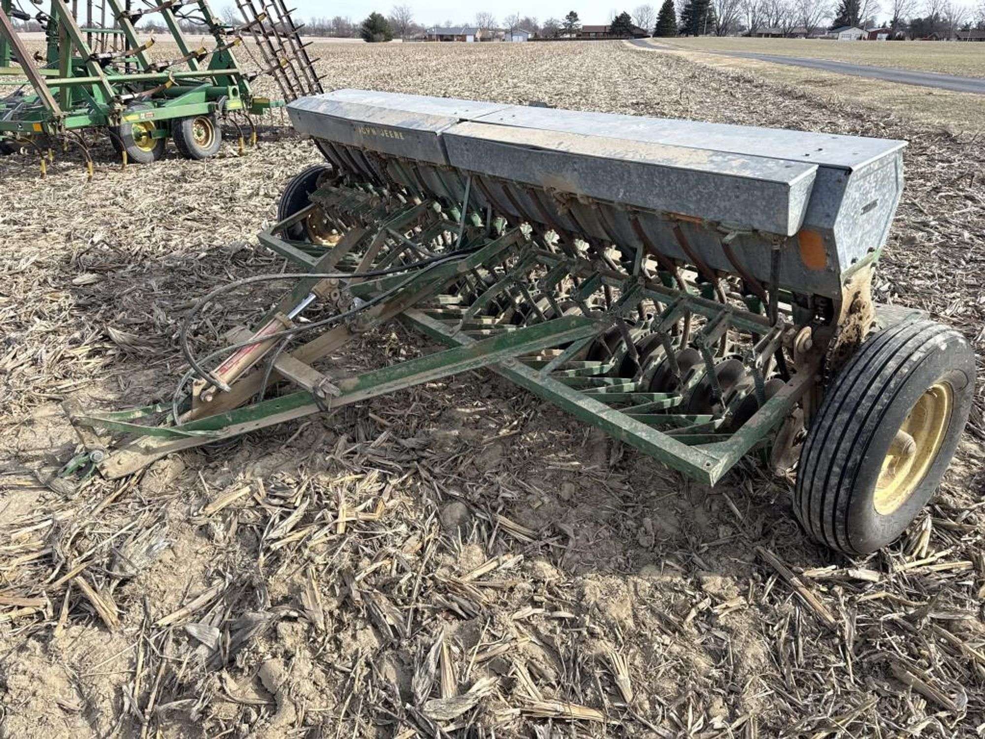 John Deere 187B Equipment Image0