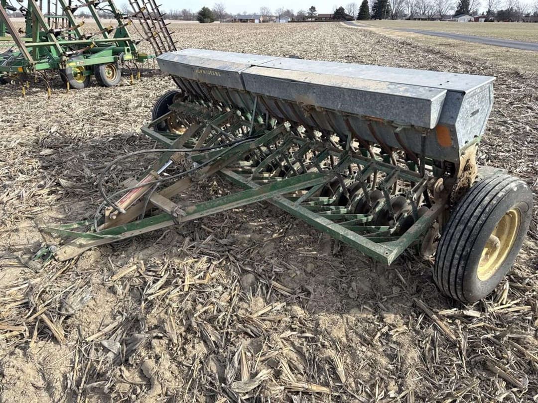 Image of John Deere 187B Primary image