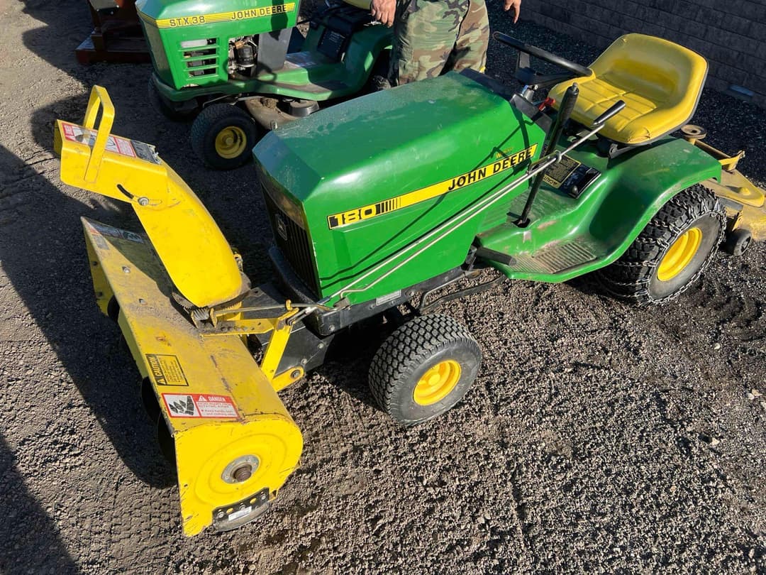 Image of John Deere 180 Primary image