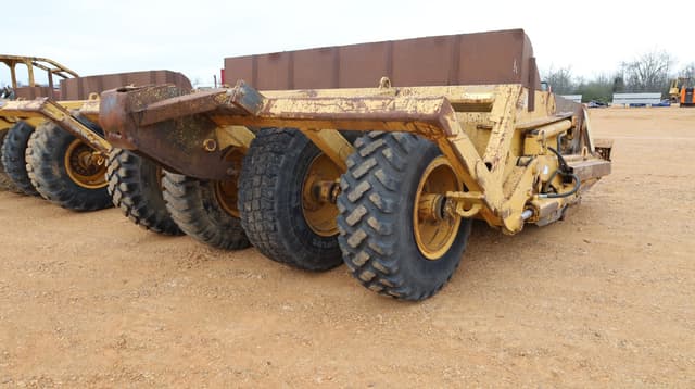 Image of John Deere 1812C equipment image 3