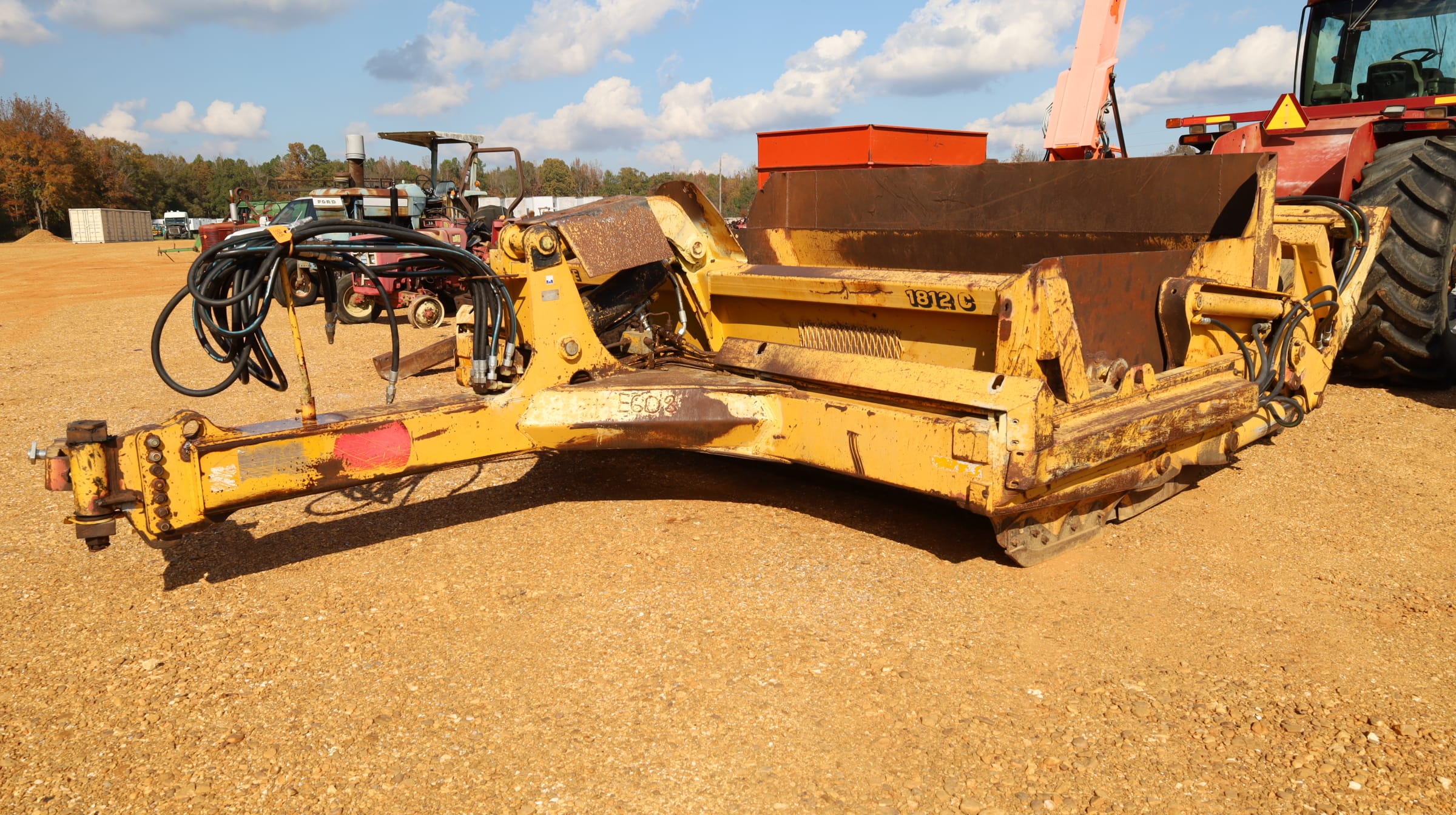 John Deere 1812C Equipment Image0