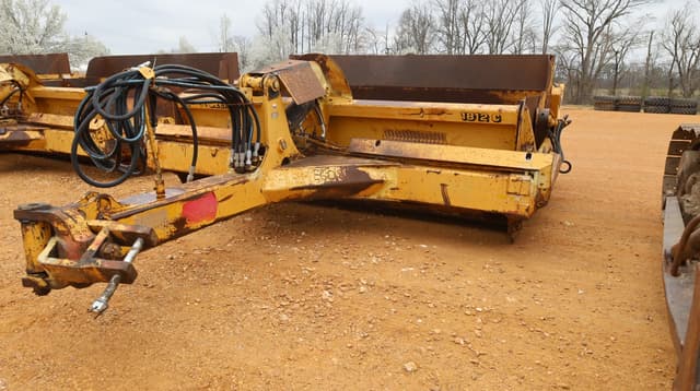 Image of John Deere 1812C equipment image 2