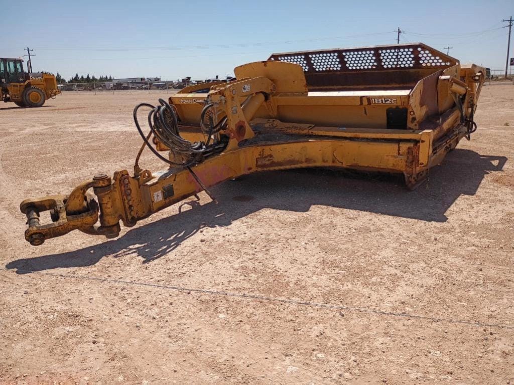 John Deere 1812C Equipment Image0