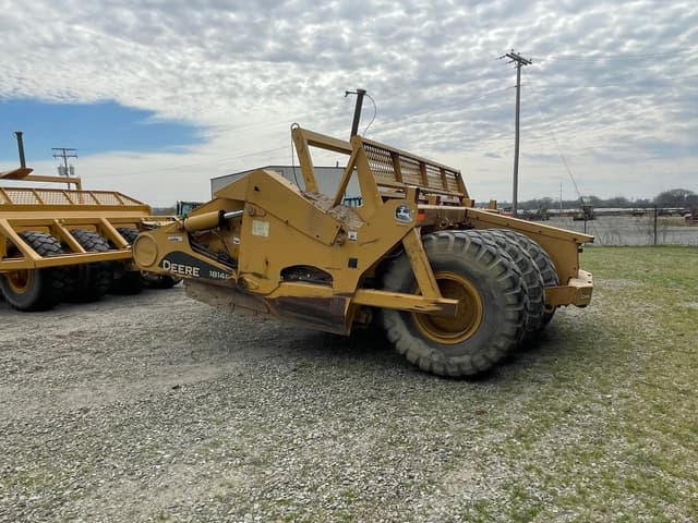 Image of John Deere 1814E equipment image 1