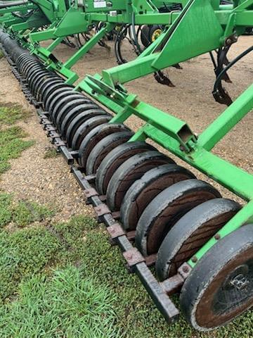 Image of John Deere 1820 equipment image 3
