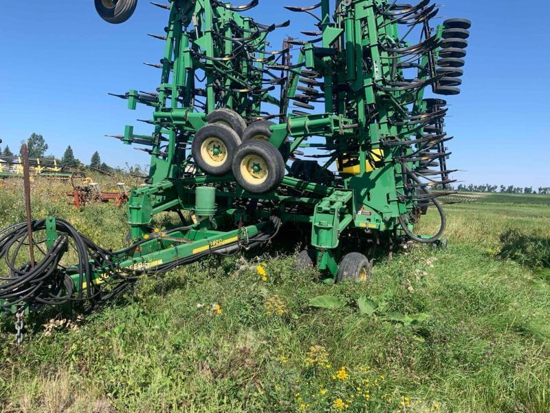 Image of John Deere 1820 Primary image