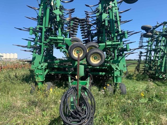 Image of John Deere 1820 equipment image 1