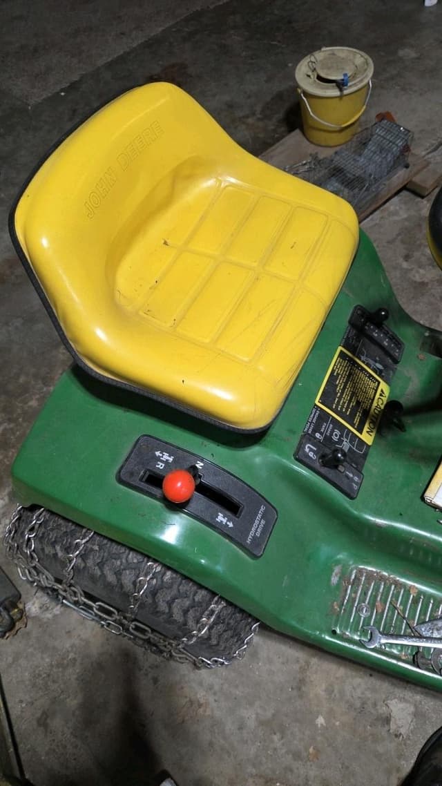 Image of John Deere 185 equipment image 4