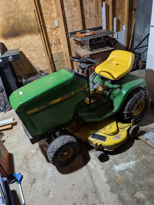 Image of John Deere 185 equipment image 1