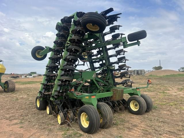 Image of John Deere 1850 equipment image 2