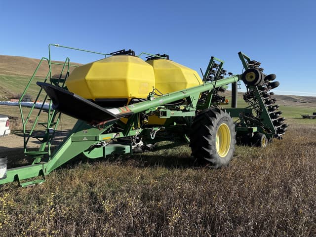 Image of John Deere 1850 equipment image 2